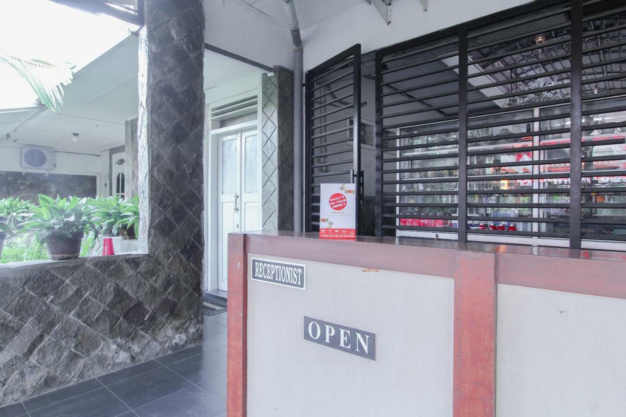 Oyo 1361 Singosari Family Residence Banyuwangi  Exteriér fotografie