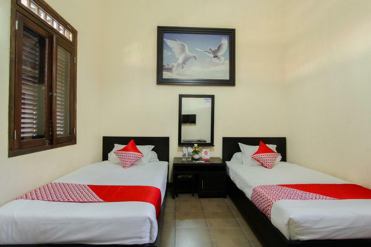 Oyo 1361 Singosari Family Residence Banyuwangi  Exteriér fotografie