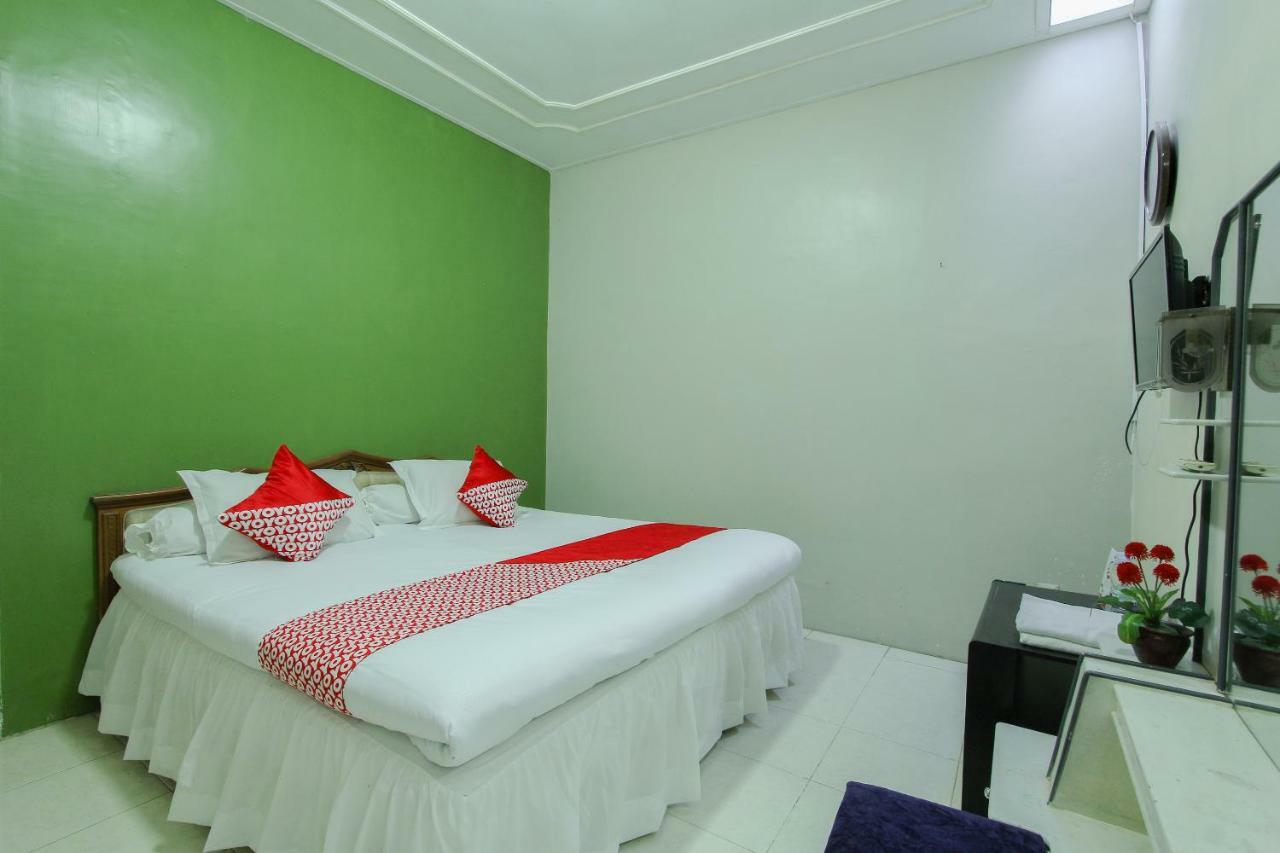 Oyo 1361 Singosari Family Residence Banyuwangi  Exteriér fotografie