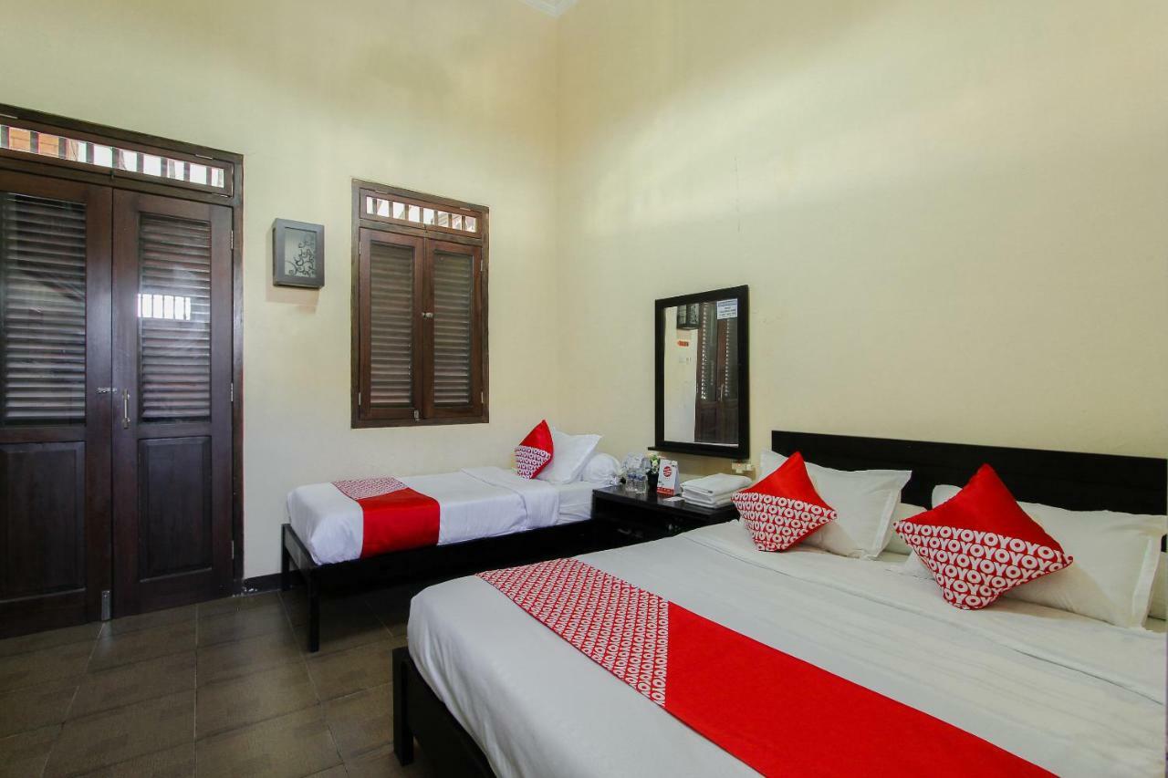 Oyo 1361 Singosari Family Residence Banyuwangi  Exteriér fotografie